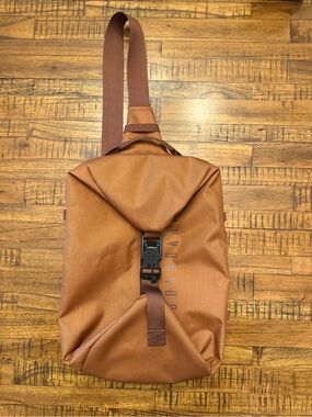 Boundary Stasis Sling - Sienna